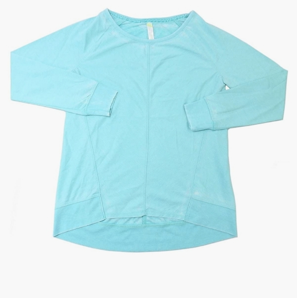 Size S/C  green tea long sleeve shirt